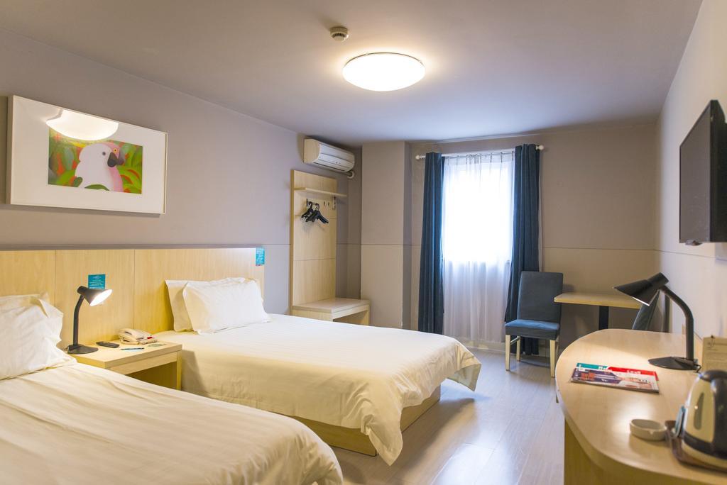 Jinjiang Inn Xuchang Hubin Road Exterior photo